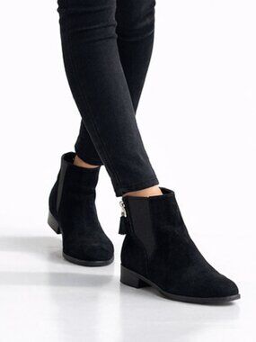 Dr. Scholl's Black Tassel Back Suede Ankle Boots Goth Corporate Core 7.5